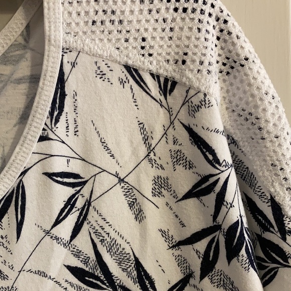 CJ Banks white/navy blouse - Picture 3 of 8